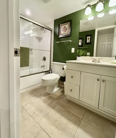 $2,100 | 4801 Esedra Court, Unit 104, Lake Worth, FL 33467