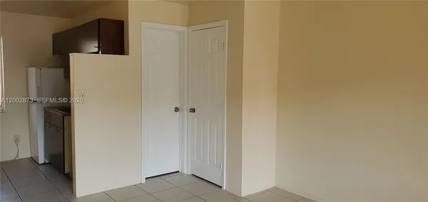 $1,200 | 2230 Madison Street, Unit 3, Hollywood, FL 33020