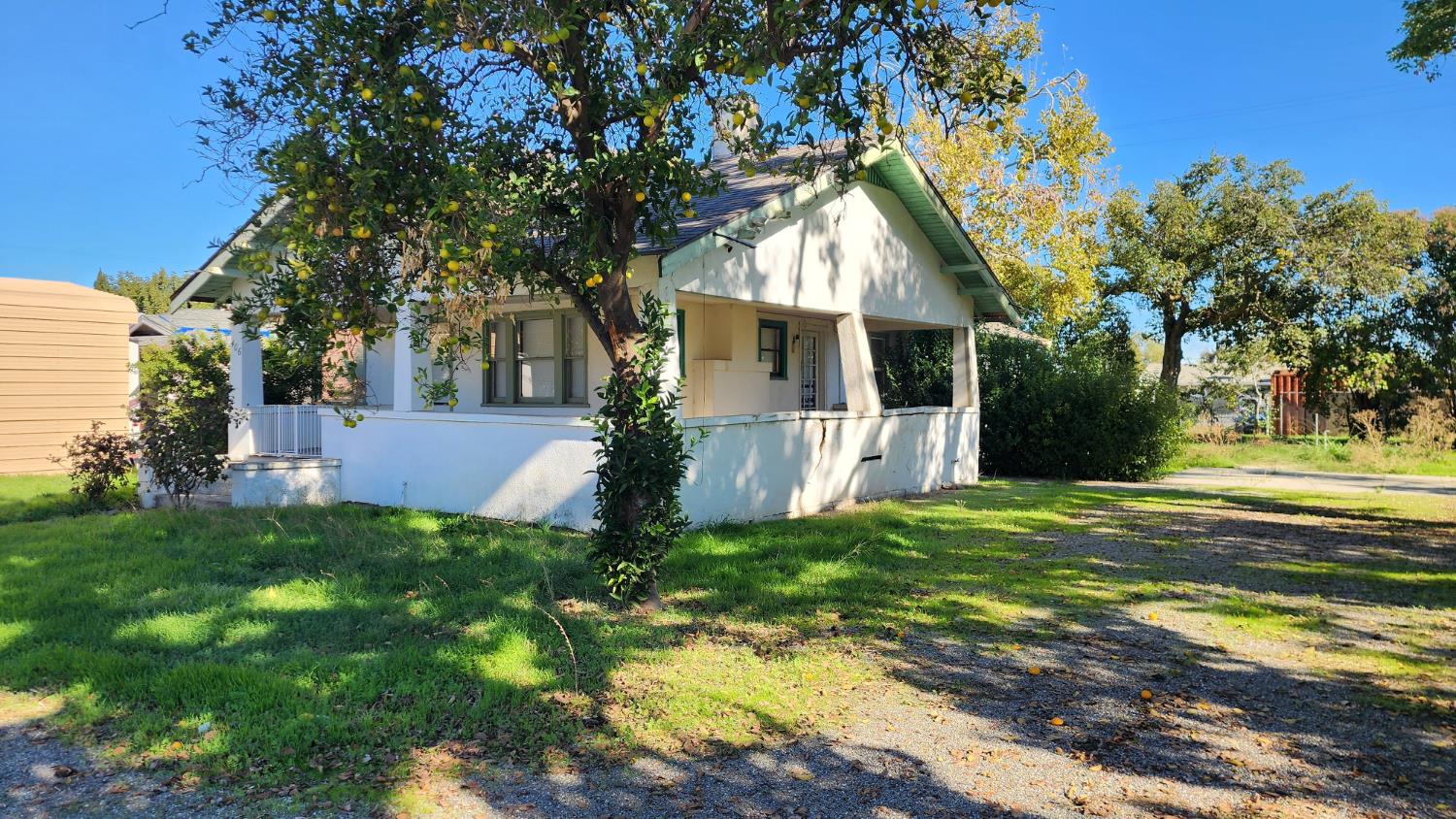 406 2nd Street Arbuckle, CA 95912 - Photo 6 of 31 a front view of house with yard and green space
