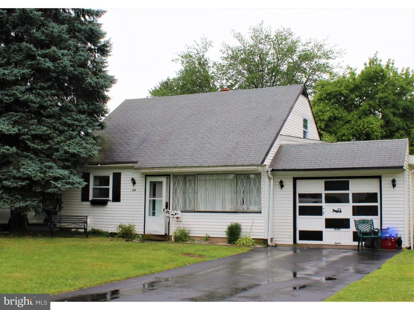 44 Rorer Avenue Hatboro, PA 19040 - Photo 1 of 16 Exterior Front