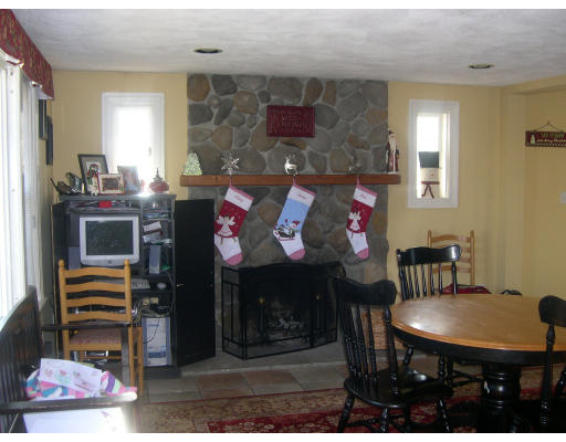 6 Belgian Road Danvers, MA 01923 - Photo 4 of 7 Gallery Image 4