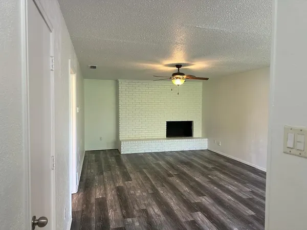 $2,200 | 2818 Golfing Green Drive, Farmers Branch, TX 75234