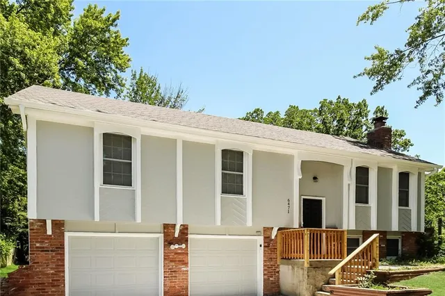 $2,085 | 6471 North Delta Avenue, Kansas City, MO 64151