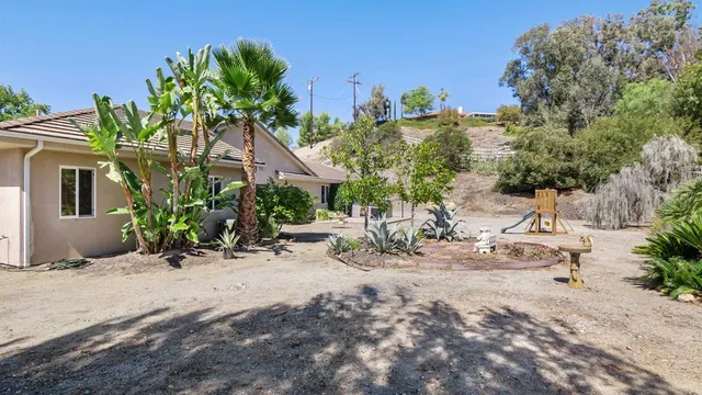 $1,199,000 | 40487 Rock Mountain Drive, Fallbrook, CA 92028