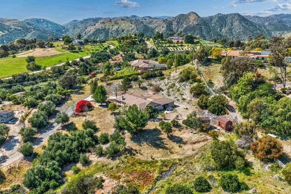 $1,175,000 | 40487 Rock Mountain Drive, Fallbrook, CA 92028