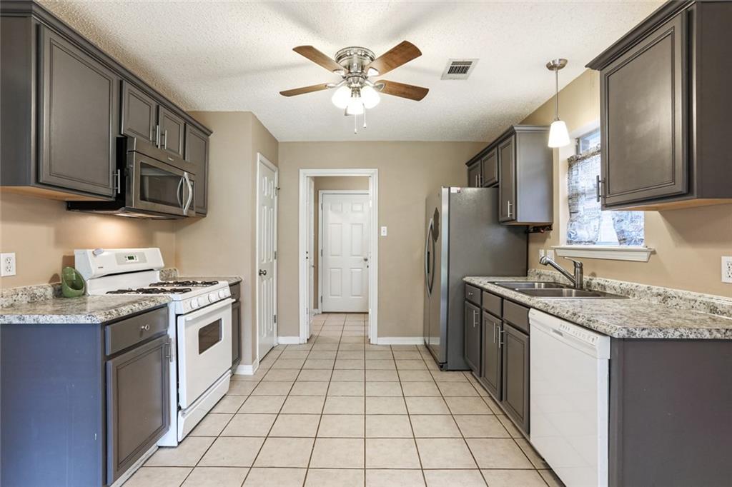 417 West Suncrest Loop Slidell, LA 70458 - Photo 6 of 15 Gallery Image 6