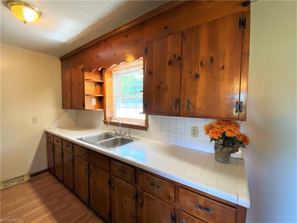 433 Janet Road Stoneville, NC 27048 - Photo 6 of 28 Additional view of kitchen