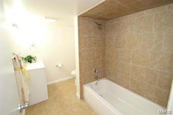 9519 Sappington Road St. Louis, MO 63126 - Photo 23 of 32 Gallery Image 23