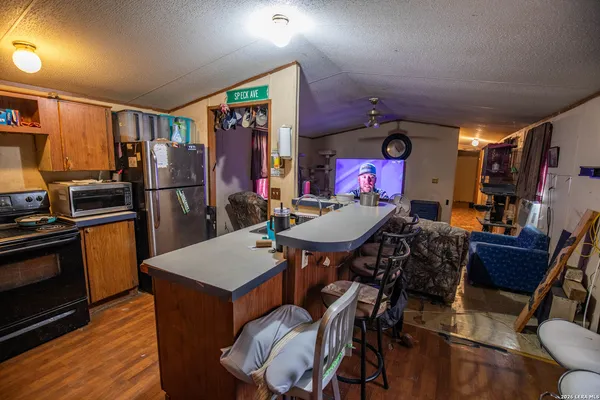 $72,500 | 515 Elm Street, Jourdanton, TX 78026