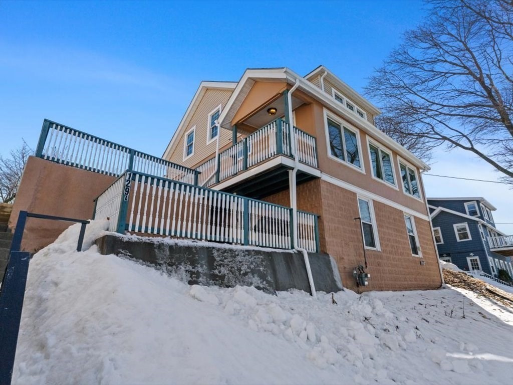 129 A Wilson Road Nahant, MA 01908 - Photo 36 of 41 Gallery Image 36