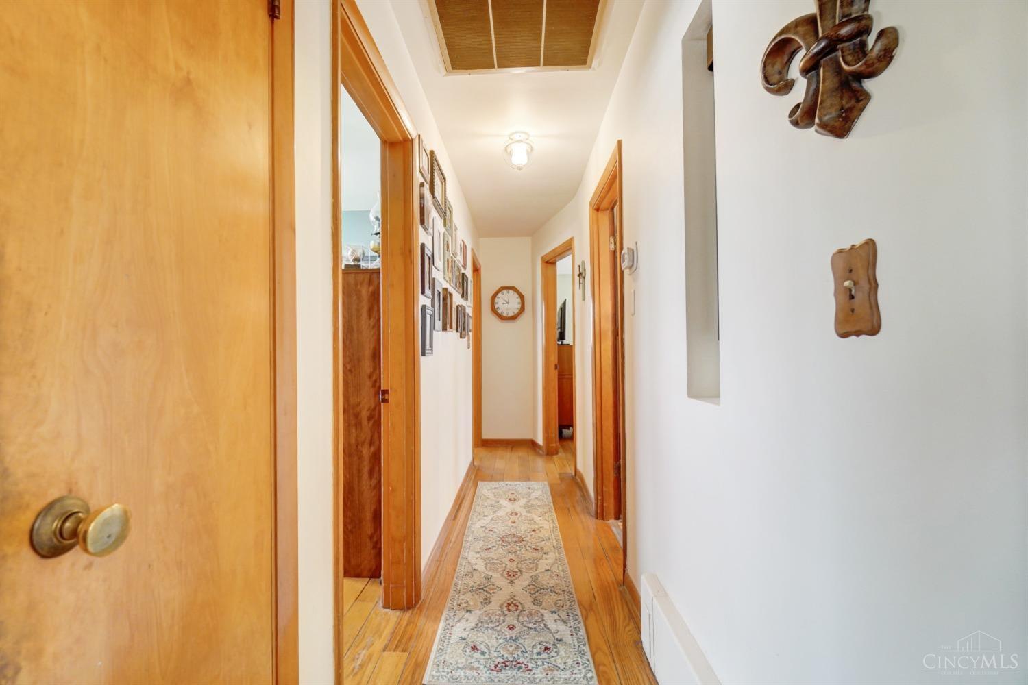 8986 Livingston Road Cincinnati, OH 45251 - Photo 20 of 35 Gallery Image 20