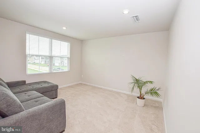 $2,750 | 17 Changing Season Way, Hedgesville, WV 25427