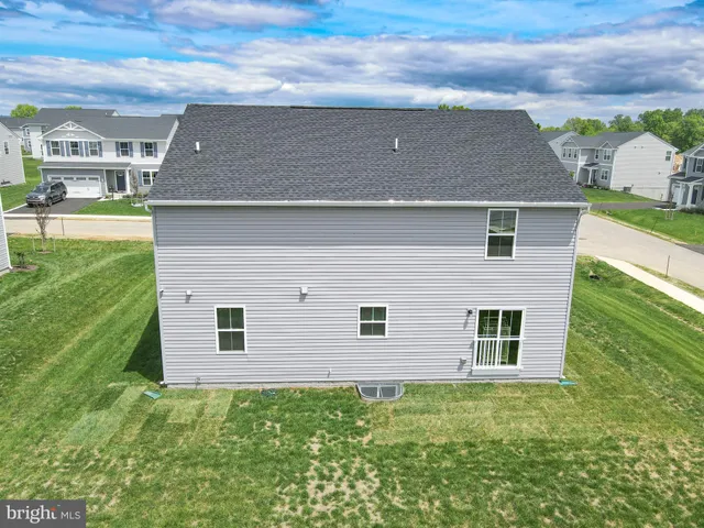 $2,750 | 17 Changing Season Way, Hedgesville, WV 25427