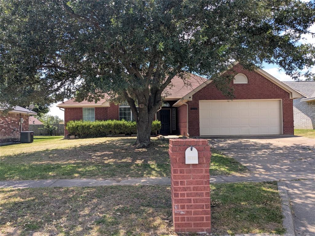 1010 Enlow Circle Commerce, TX 75428 - Photo 1 of 9
