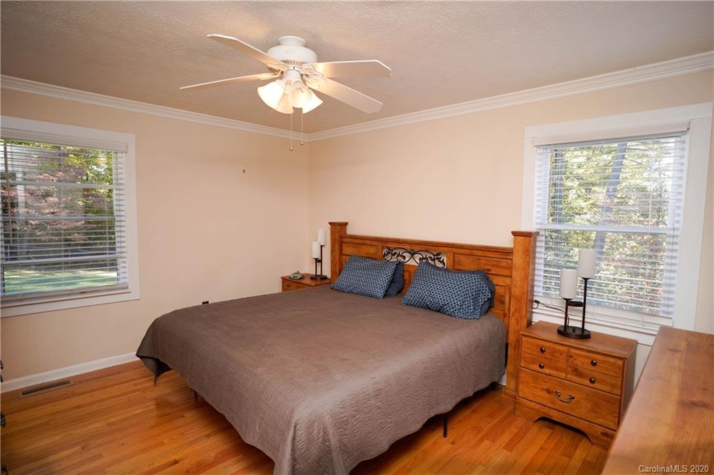 8 Woodfield Road Arden, NC 28704 - Photo 14 of 30 Gallery Image 14