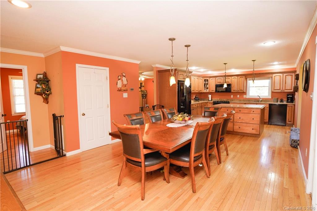 8 Woodfield Road Arden, NC 28704 - Photo 8 of 30 Gallery Image 8