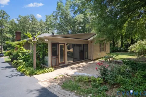 $500,000 | 10470 Gregory Avenue, Glen Allen, VA 23059