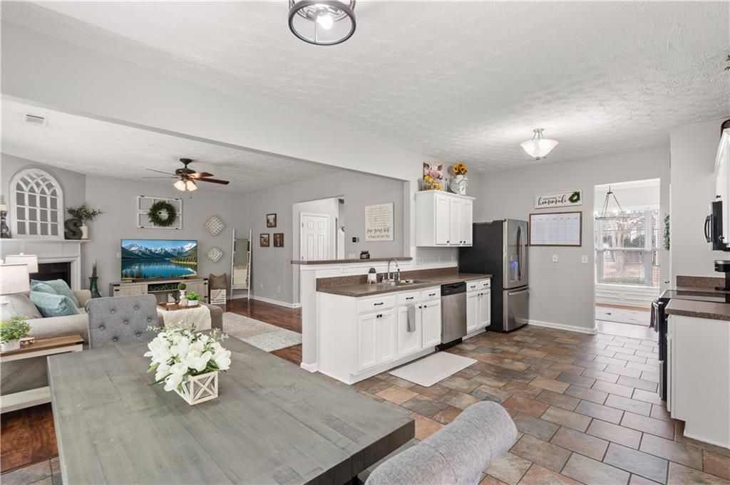 114 Oleander Way Canton, GA 30114 - Photo 12 of 36