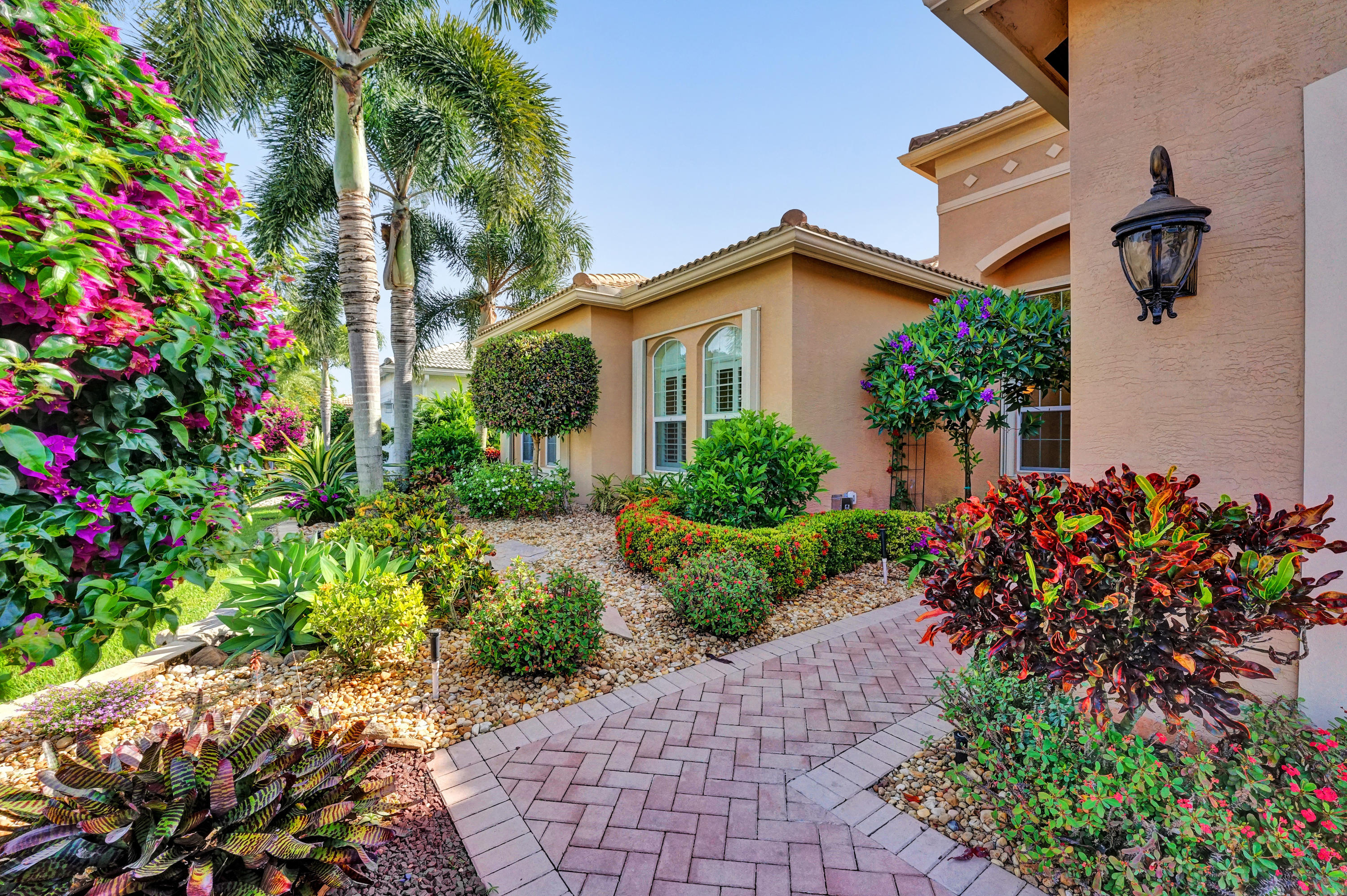 10720 Whitewind Circle Boynton Beach, FL 33473 - Photo 5 of 35 RJP02615