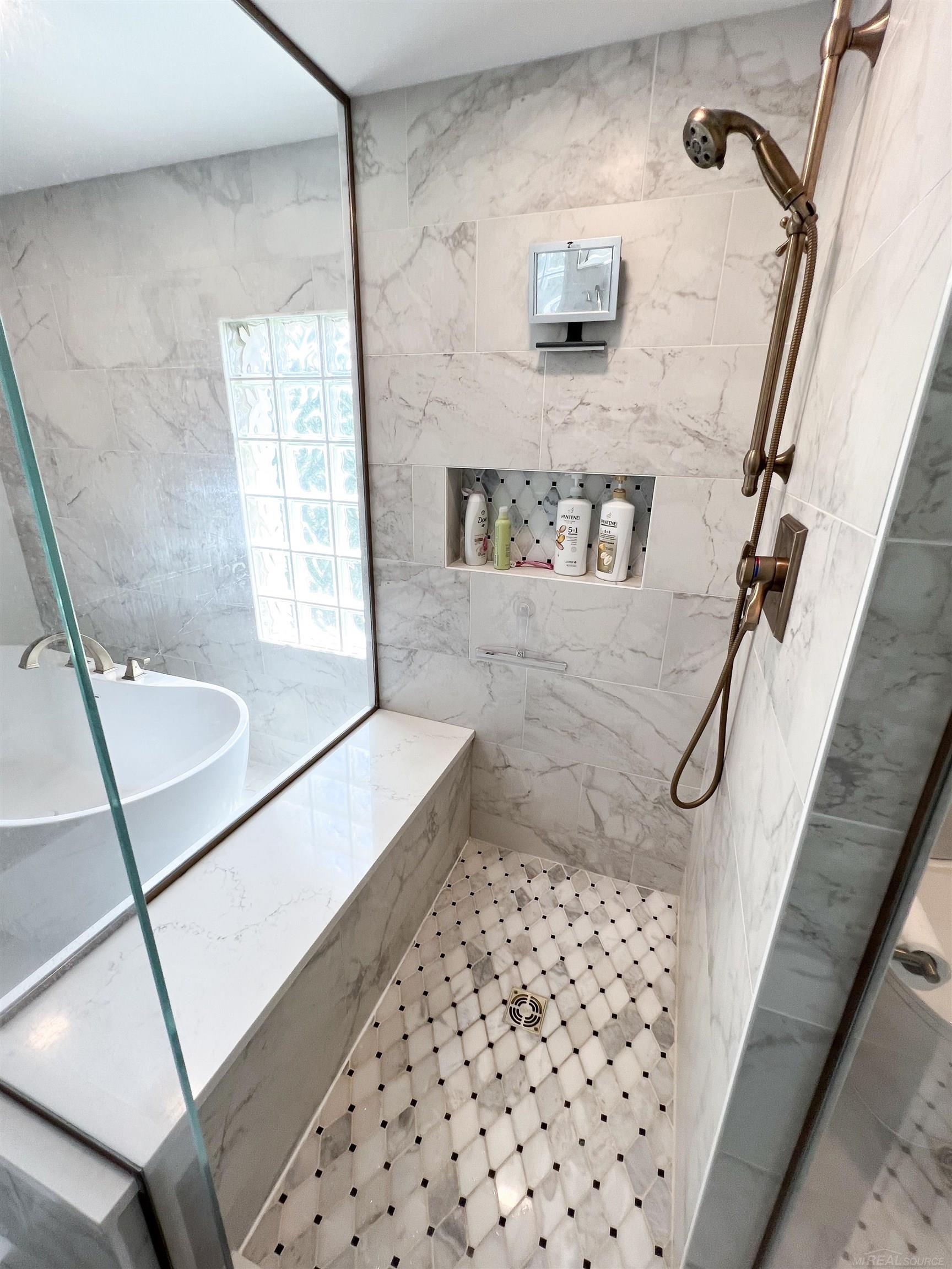 763 East Brookwood Rochester Hills Rochester, MI 48309 - Photo 40 of 60