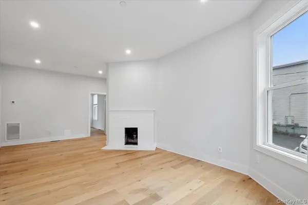 $4,800 | 56 Wildey Street, Unit 1, Tarrytown, NY 10591