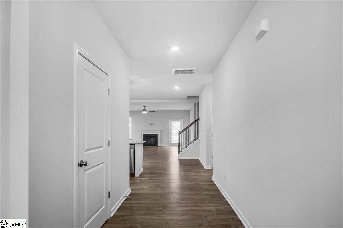 1102 Maridian Street Greenville, SC 29607 - Photo 5 of 29