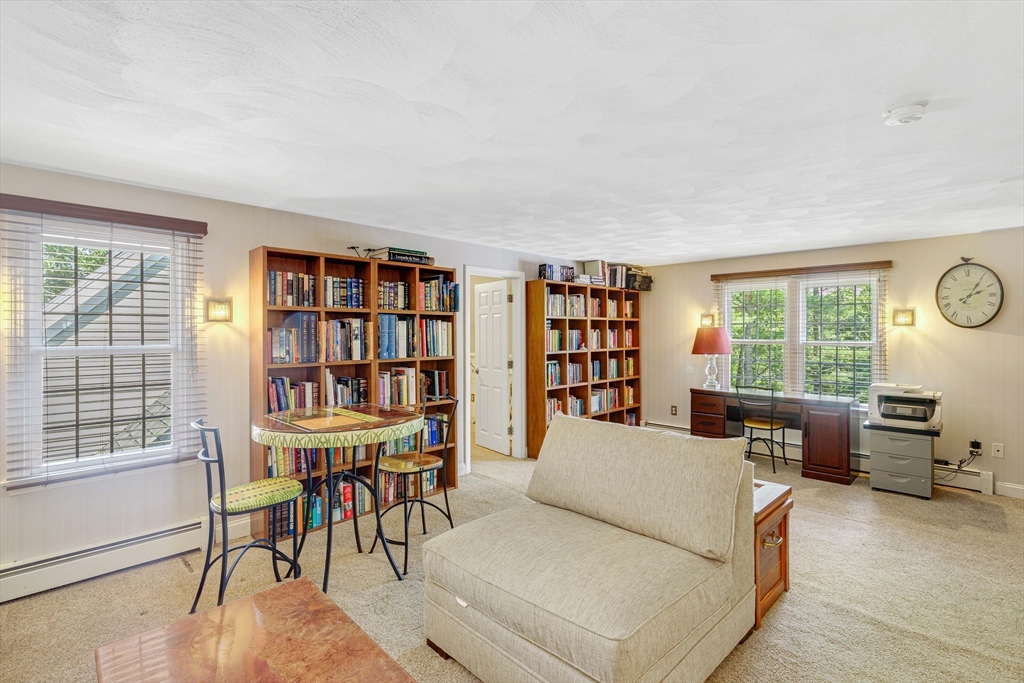 439 Wethersfield Street Rowley, MA 01969 - Photo 25 of 42