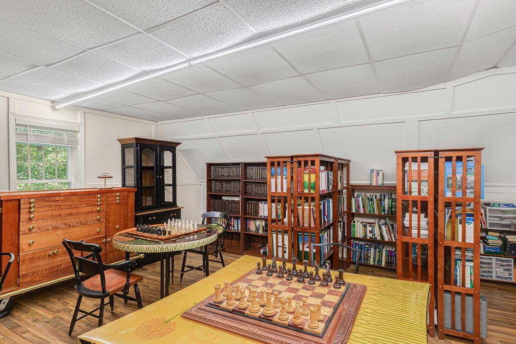 439 Wethersfield Street Rowley, MA 01969 - Photo 29 of 42