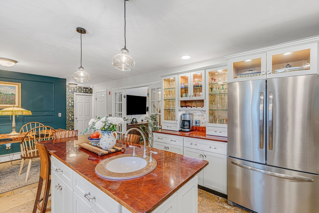 439 Wethersfield Street Rowley, MA 01969 - Photo 4 of 42