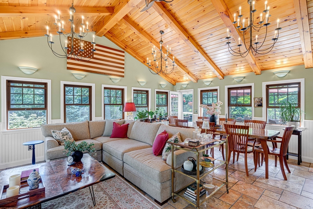 439 Wethersfield Street Rowley, MA 01969 - Photo 9 of 42