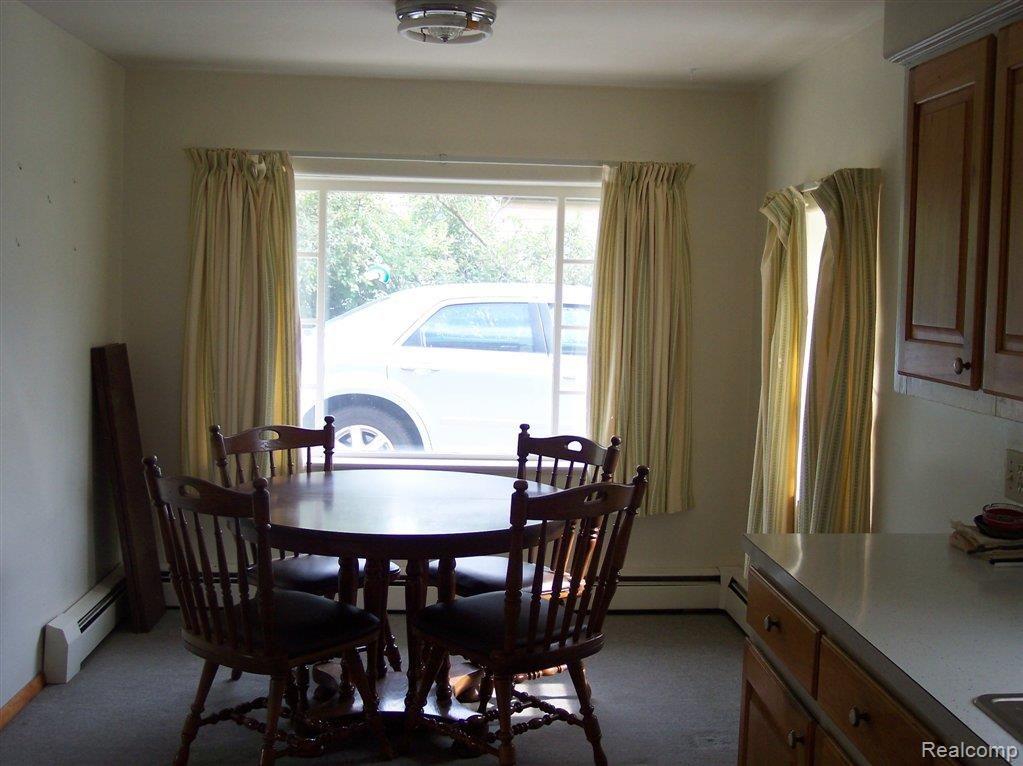 565 North Wilder Road Lapeer, MI 48446 - Photo 9 of 15 100_2371.JPG