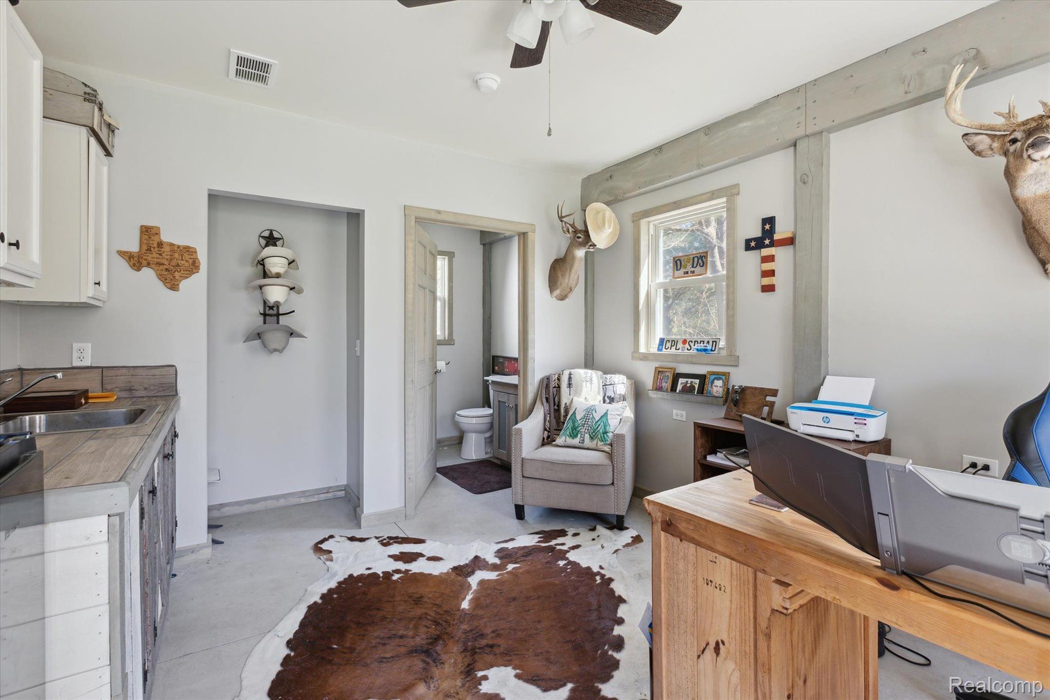 Gallery Image 6