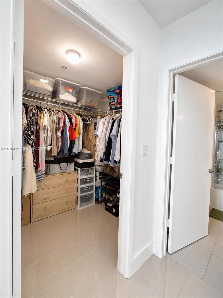 92 Southwest 3rd Street, Unit 1508 Miami, FL 33130 - Photo 20 of 44
