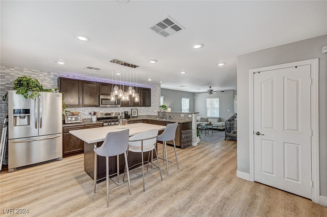 3370 Cave Primrose Street Las Vegas, NV 89117 - Photo 13 of 48