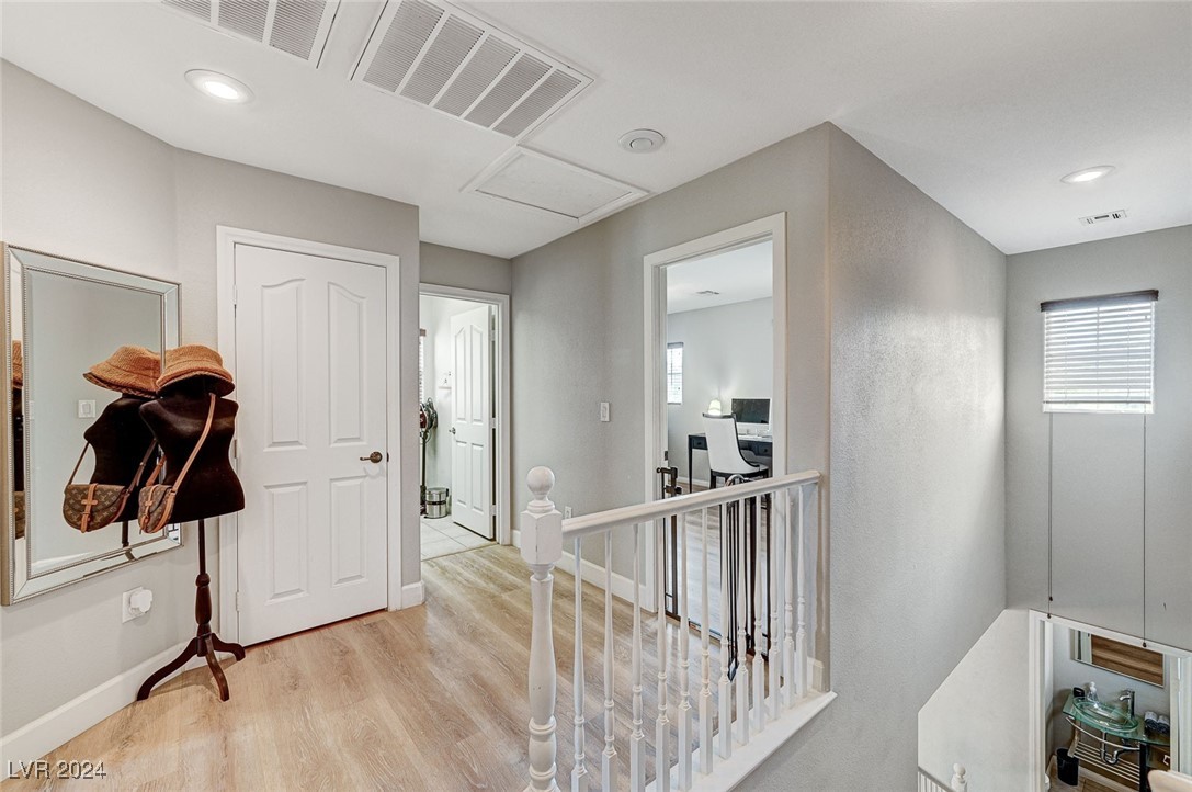 3370 Cave Primrose Street Las Vegas, NV 89117 - Photo 17 of 48