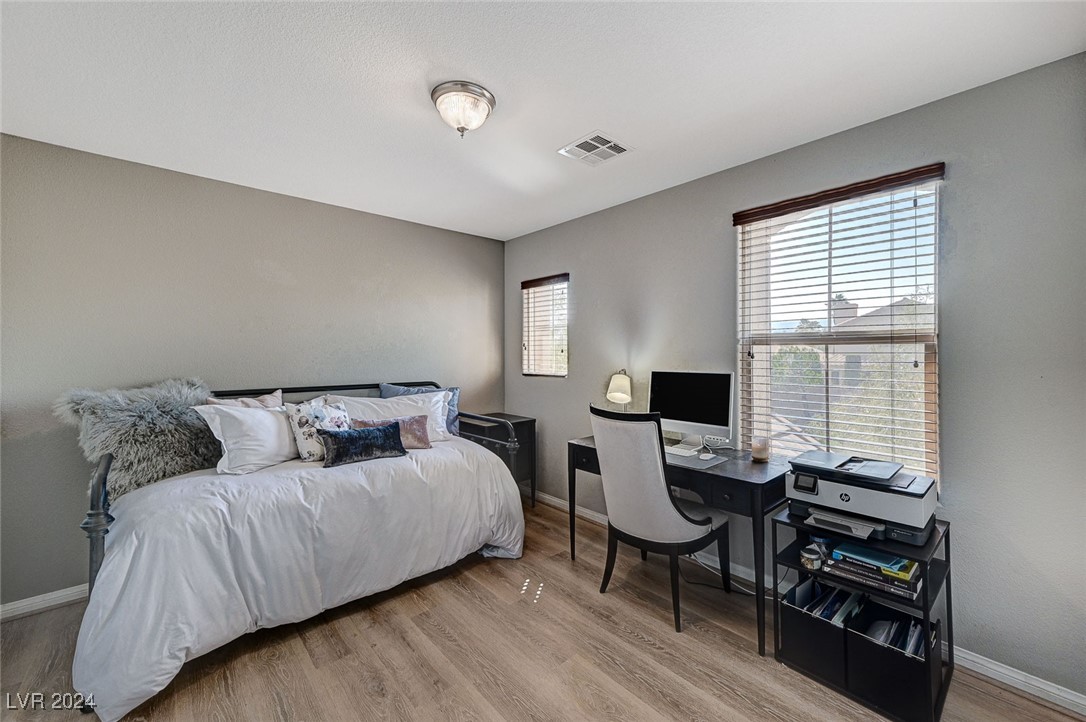 3370 Cave Primrose Street Las Vegas, NV 89117 - Photo 29 of 48