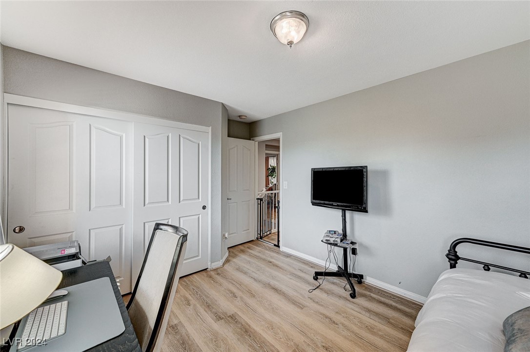 3370 Cave Primrose Street Las Vegas, NV 89117 - Photo 31 of 48