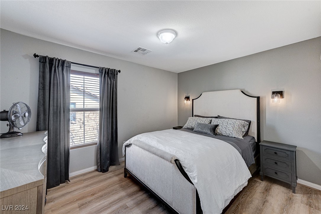 3370 Cave Primrose Street Las Vegas, NV 89117 - Photo 32 of 48