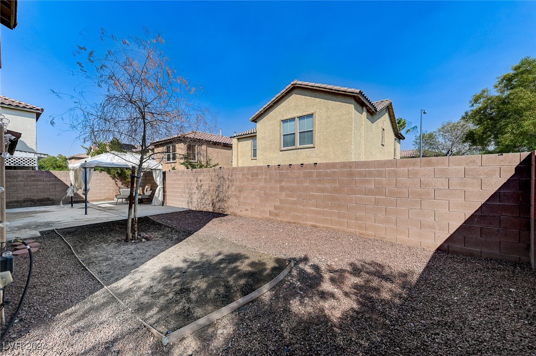 3370 Cave Primrose Street Las Vegas, NV 89117 - Photo 46 of 48