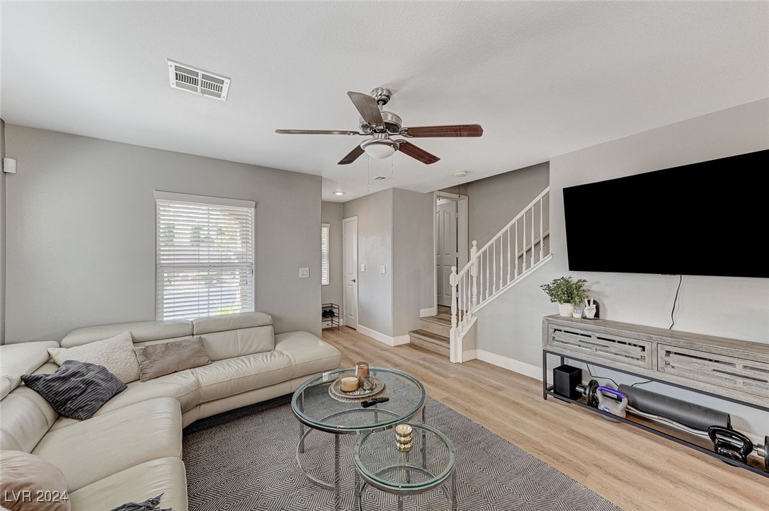 3370 Cave Primrose Street Las Vegas, NV 89117 - Photo 5 of 48