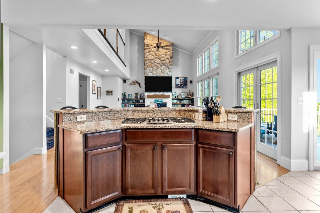 150 Old Mill Boulevard Warwick, RI 02889 - Photo 11 of 40