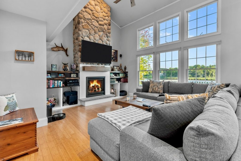 150 Old Mill Boulevard Warwick, RI 02889 - Photo 19 of 40