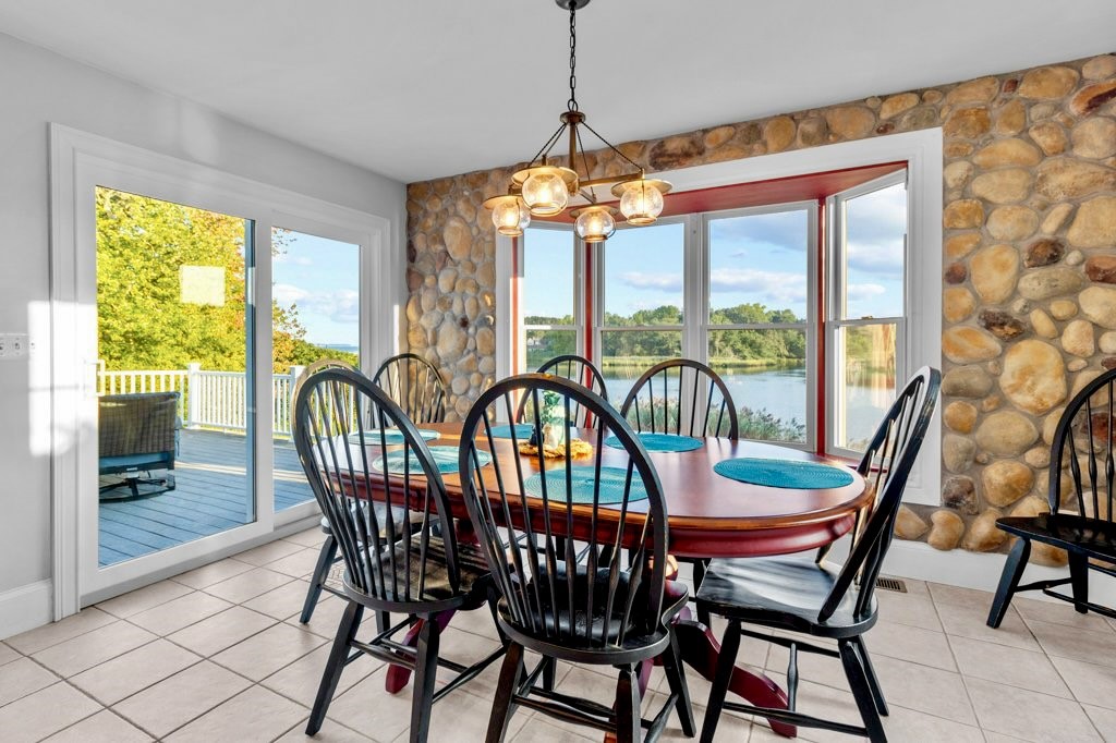 150 Old Mill Boulevard Warwick, RI 02889 - Photo 7 of 40