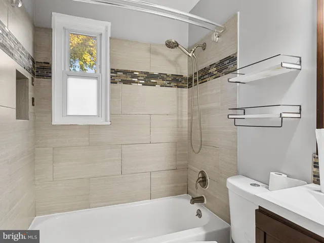 $2,495 | 916 Highview Drive, Capitol Heights, MD 20743