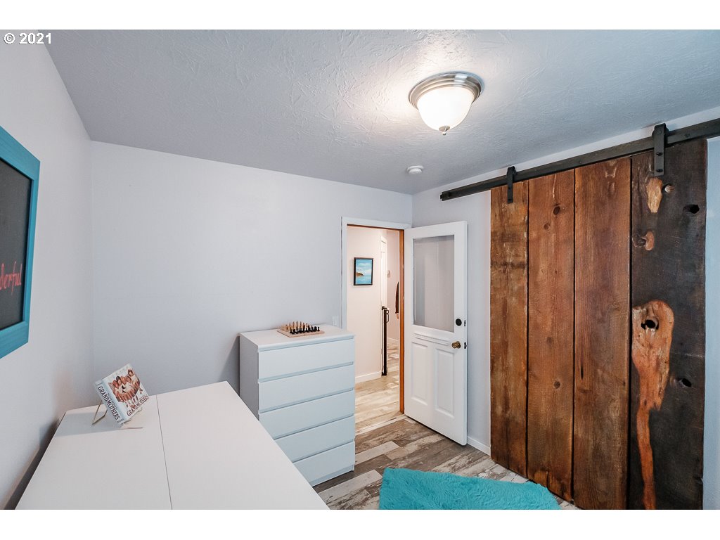 225 Independence Way Independence, OR 97351 - Photo 22 of 32 Gallery Image 22
