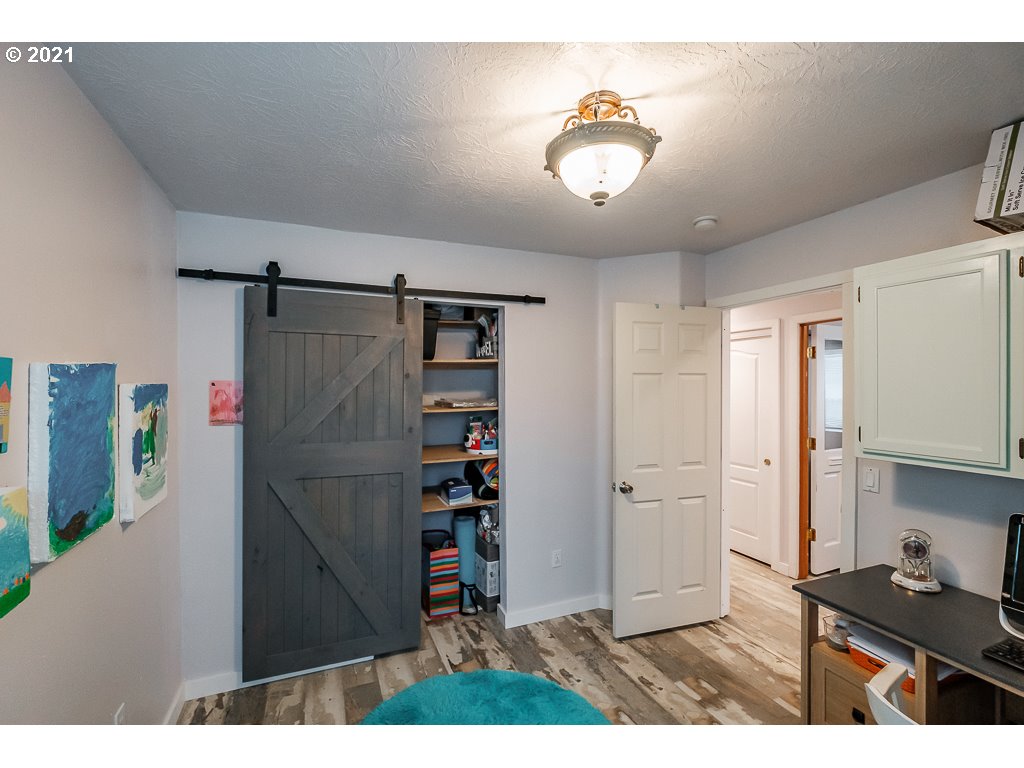 225 Independence Way Independence, OR 97351 - Photo 26 of 32 Gallery Image 26