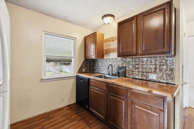 $305,000 | 2607 North Crestline Street, Spokane, WA 99207