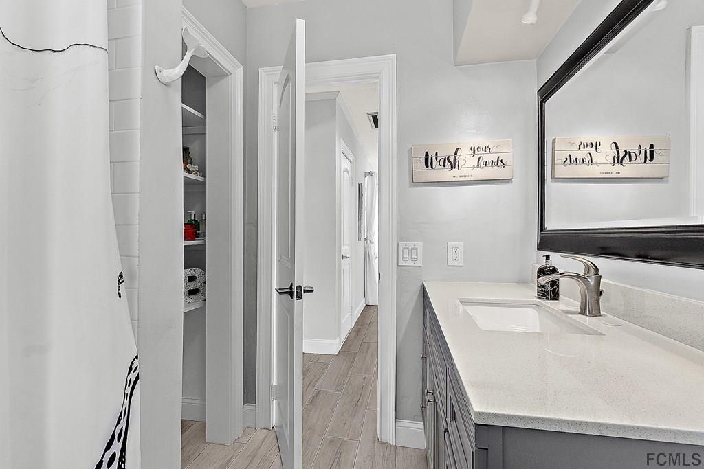 1008 Southwest 11th Terrace Boca Raton, FL 33486 - Photo 12 of 32