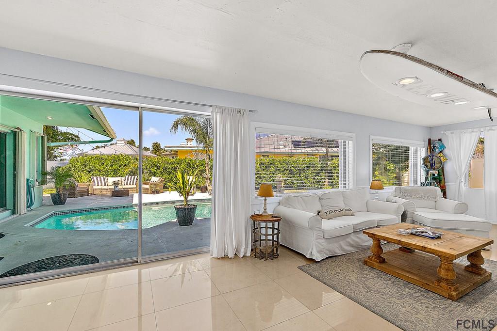 1008 Southwest 11th Terrace Boca Raton, FL 33486 - Photo 17 of 32