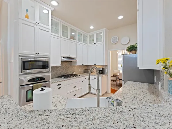 $619,900 | 625 Palo Duro Drive, Hurst, TX 76054